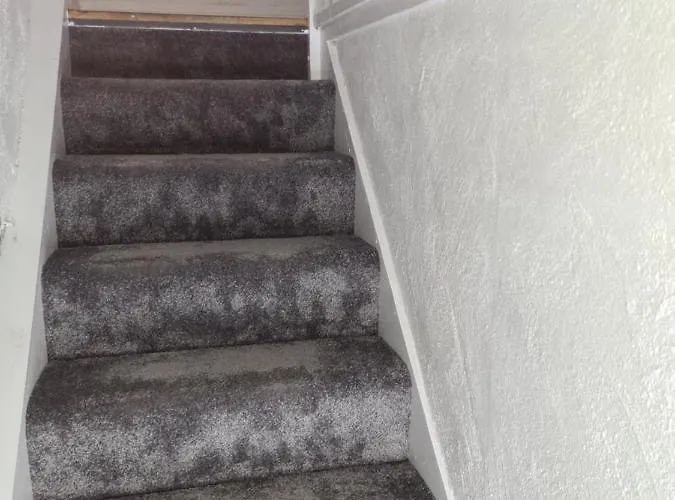 2 Bed Townhouse Eyre Square Centre