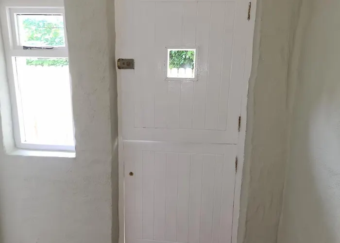 2 Bed Townhouse Eyre Square Centre Apartment Galway