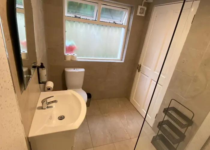 Apartment 2 Bed Townhouse Eyre Square Centre