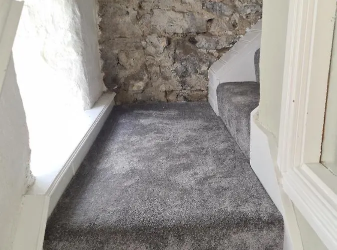 2 Bed Townhouse Eyre Square Centre